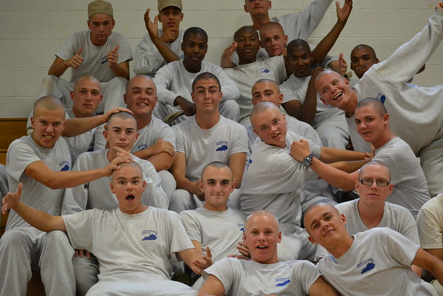 18016044704_3c34b3ba08_z